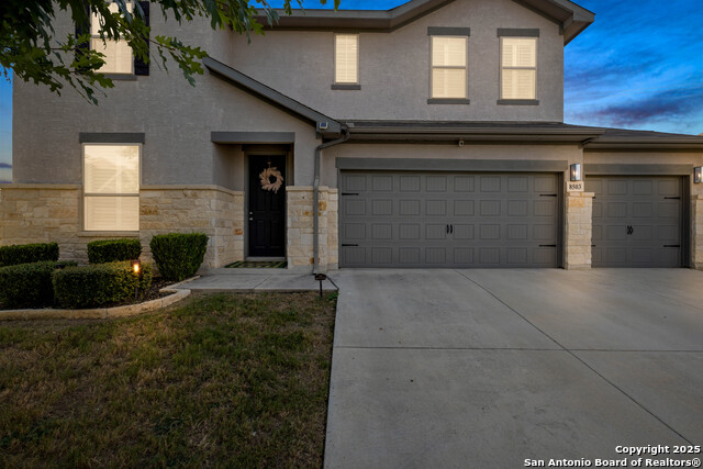 Image 46 of 56 For 8503 Desert Cove