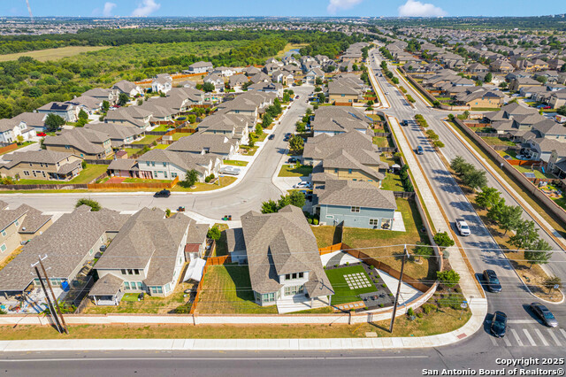 Image 49 of 56 For 8503 Desert Cove