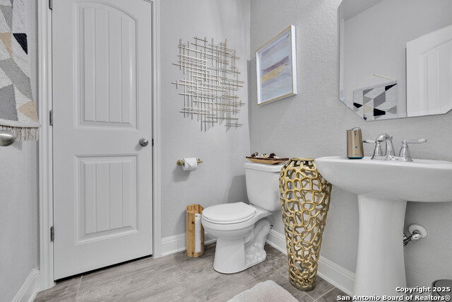 Image 9 of 56 For 8503 Desert Cove