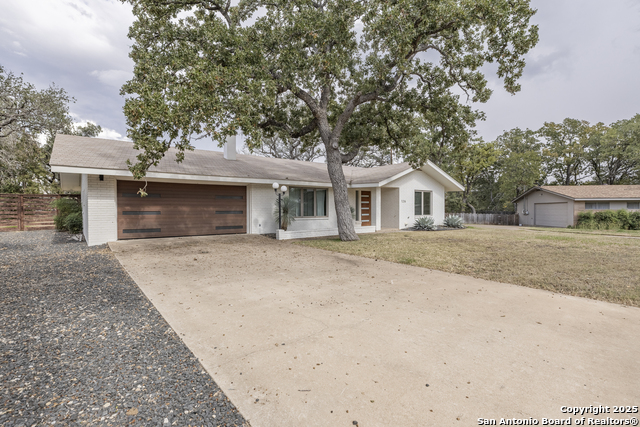 Details for 126 Ridgewood, Fredericksburg, TX 78624