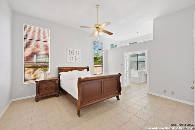 Image 14 of 28 For 8910 Lost Woods