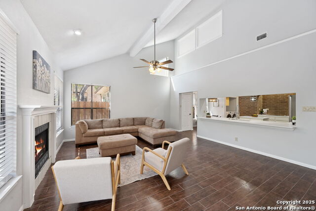 Image 2 of 28 For 8910 Lost Woods