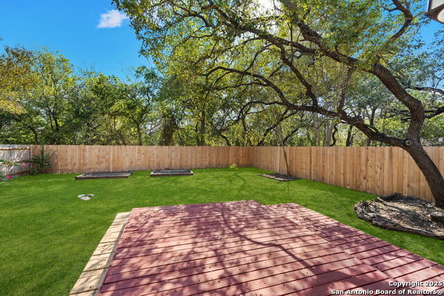 Image 25 of 28 For 8910 Lost Woods