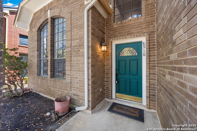 Image 28 of 28 For 8910 Lost Woods