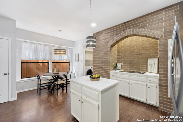 Image 6 of 28 For 8910 Lost Woods