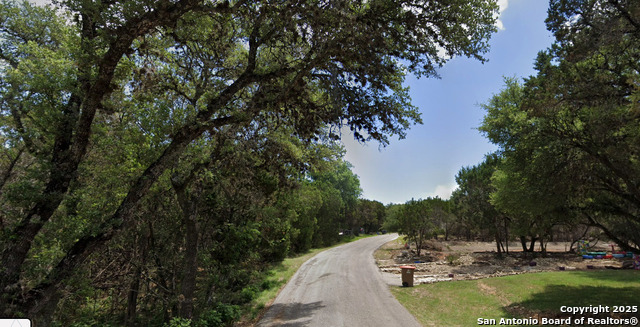 Image 3 of 6 For 532 Shady Oak