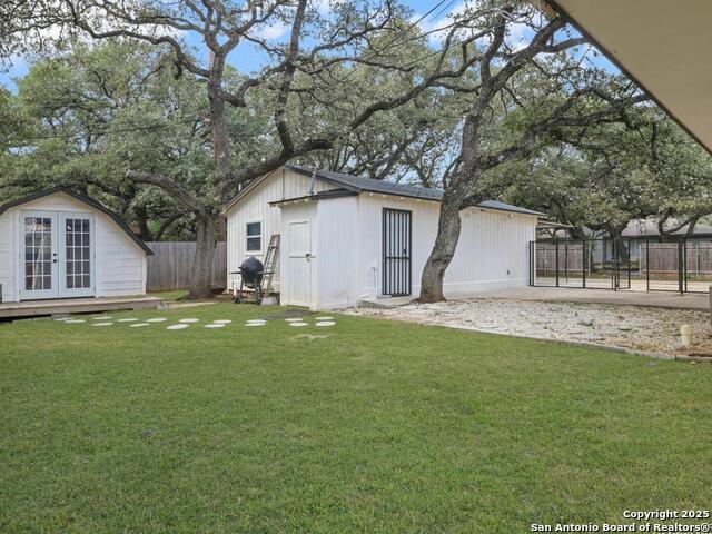 Image 11 of 37 For 17303 Blue Rock