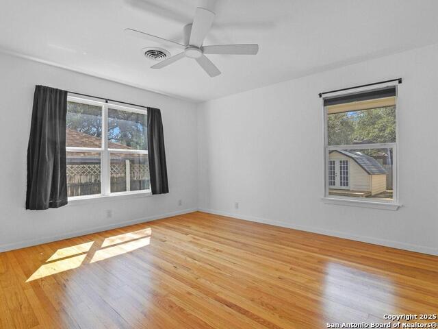 Image 22 of 37 For 17303 Blue Rock