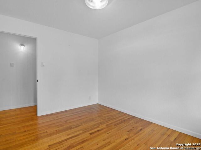 Image 23 of 37 For 17303 Blue Rock