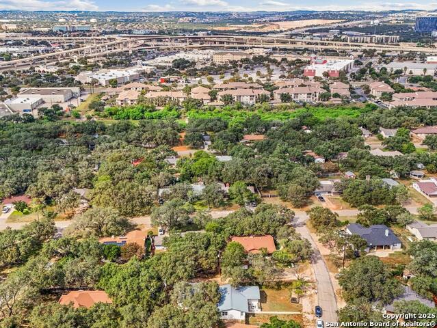 Image 33 of 37 For 17303 Blue Rock