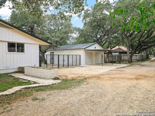 Image 8 of 37 For 17303 Blue Rock