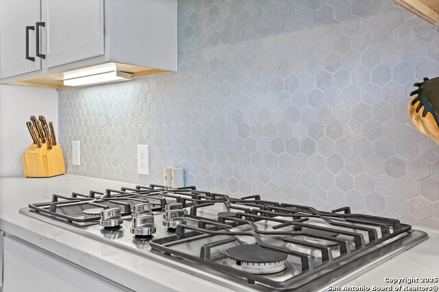 Image 11 of 42 For 330 Navarro