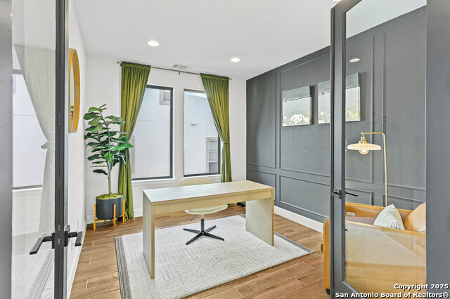 Image 16 of 42 For 330 Navarro