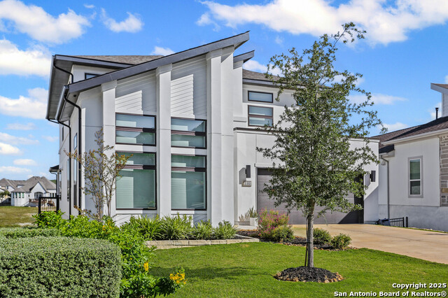 Image 3 of 42 For 330 Navarro