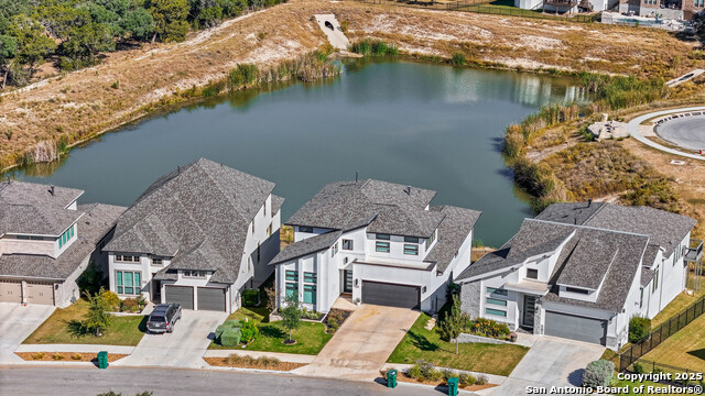 Image 34 of 42 For 330 Navarro