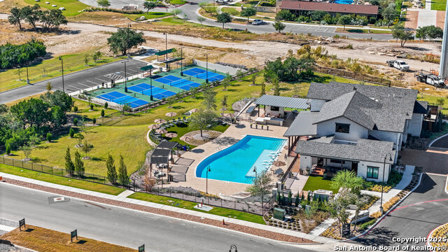 Image 40 of 42 For 330 Navarro