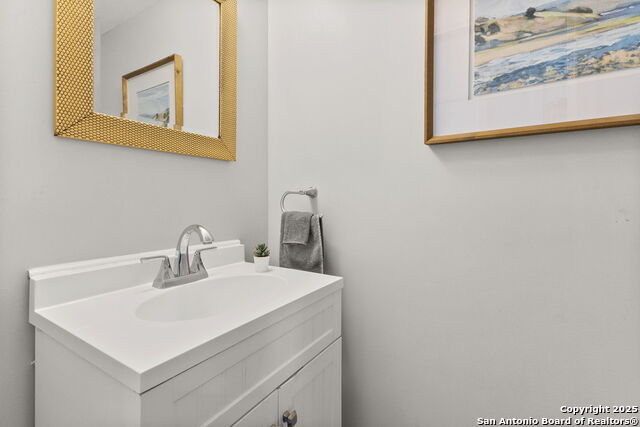 Image 22 of 29 For 500 Kendall  