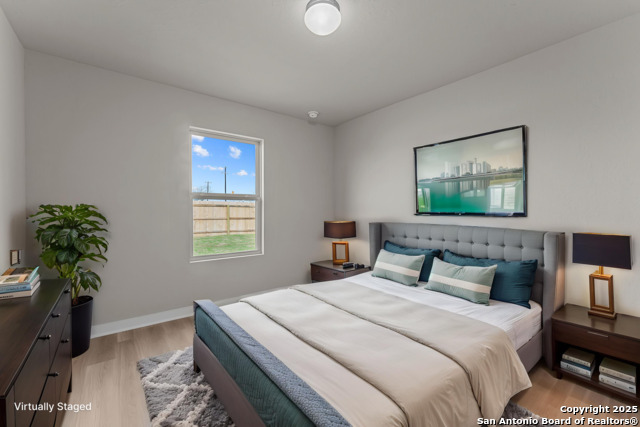 Listing photo id 6 for 3023 Wembley Way