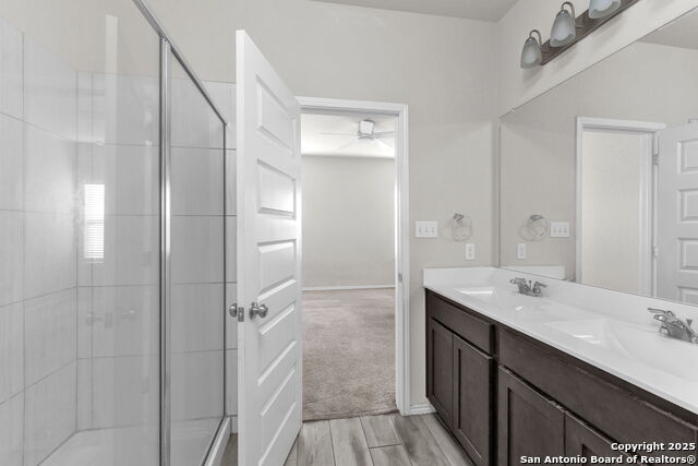 Listing photo id 11 for 3311 Rosita