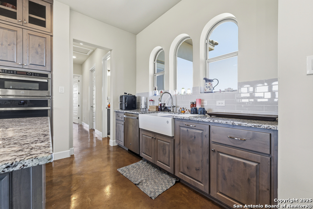 Image 18 of 50 For 937 Mystic Pkwy