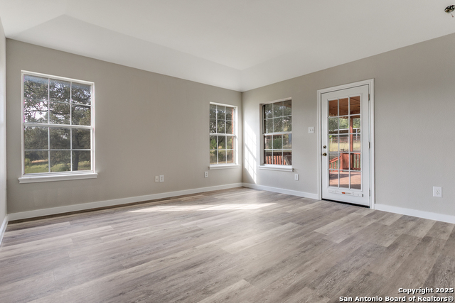 Image 16 of 32 For 2790 Willow  