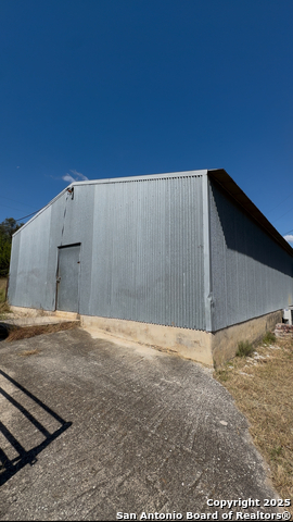 Image 27 of 32 For 2790 Willow  