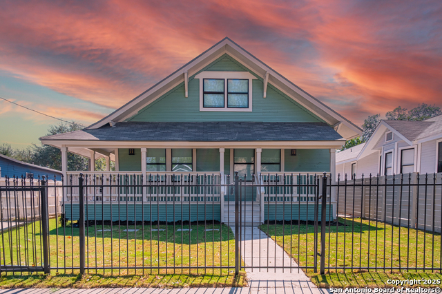 Details for 1024 Burnet  , San Antonio, TX 78202