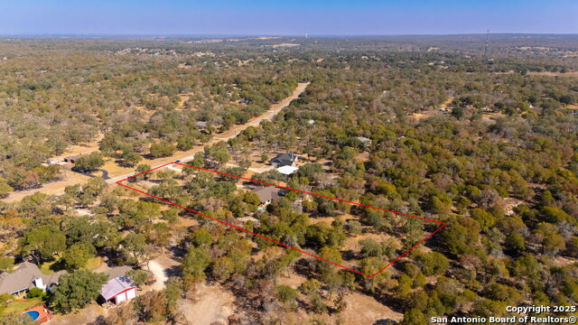 Image 33 of 42 For 127 Scenic Oak