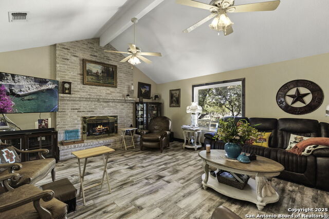 Image 7 of 42 For 127 Scenic Oak