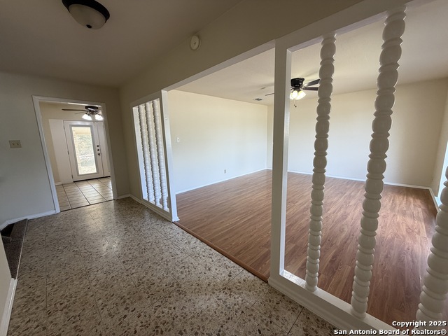 Image 9 of 20 For 1236 Live Oak Rd E