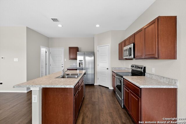 Image 17 of 31 For 3916 Asher Alley