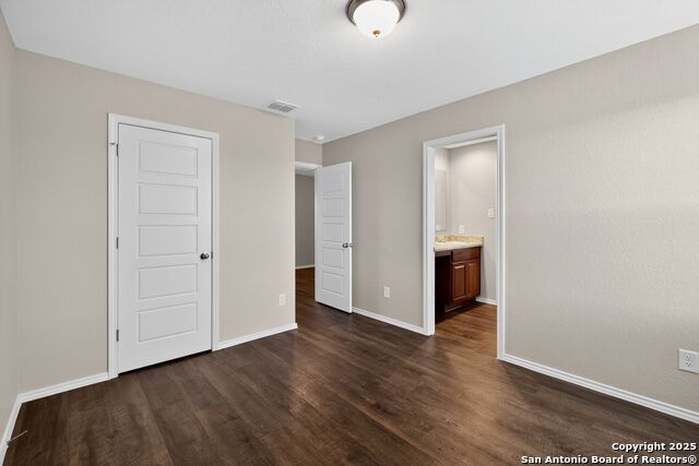 Image 19 of 31 For 3916 Asher Alley