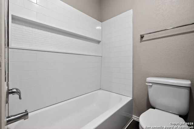 Image 23 of 31 For 3916 Asher Alley