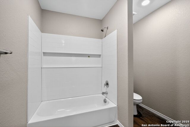 Image 26 of 31 For 3916 Asher Alley