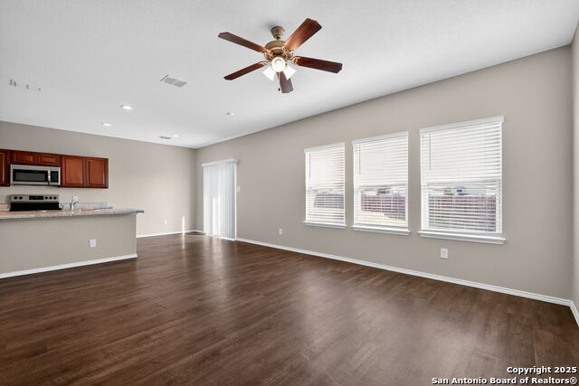 Image 6 of 31 For 3916 Asher Alley