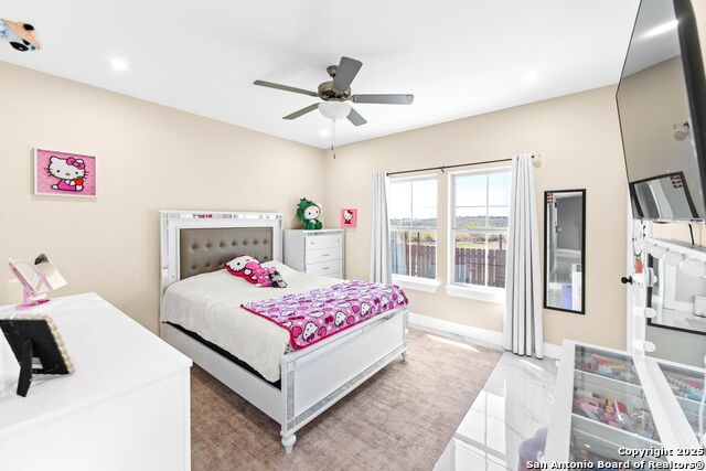 Listing photo id 21 for 749 El Rey Dr