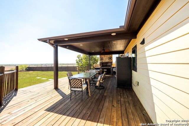 Listing photo id 32 for 749 El Rey Dr