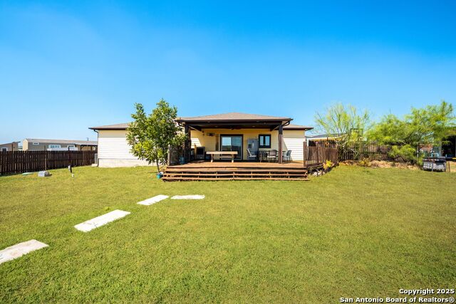 Listing photo id 34 for 749 El Rey Dr