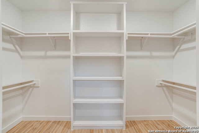 Image 15 of 24 For 235 Bank  