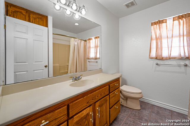 Listing photo id 20 for 6505 Fm 541