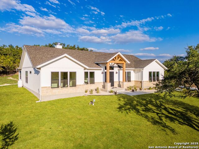 Details for 736 Mountain Creek Trail, Boerne, TX 78006