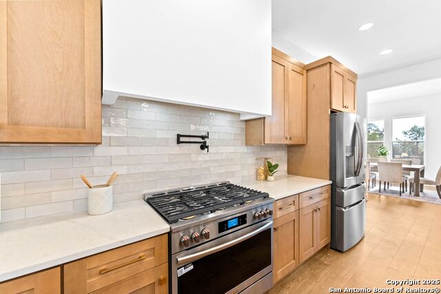 Listing photo id 9 for 736 Mountain Creek Trail