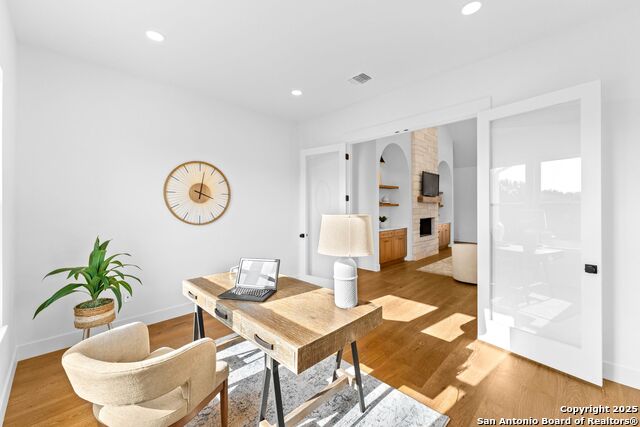 Listing photo id 15 for 736 Mountain Creek Trail