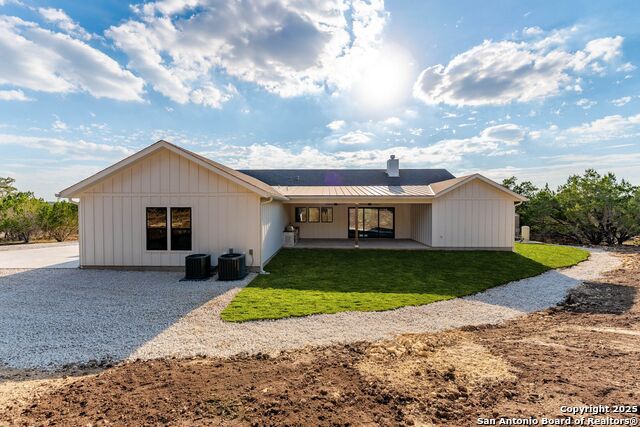 Listing photo id 37 for 736 Mountain Creek Trail