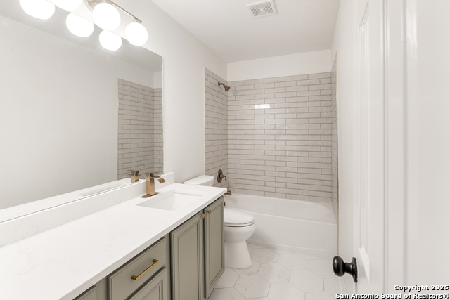 Image 12 of 23 For 407 Cushing