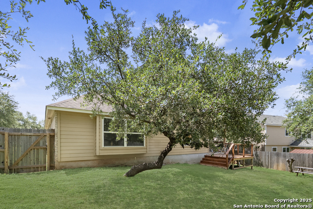 Image 22 of 23 For 407 Cushing