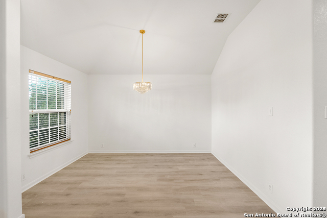 Image 3 of 23 For 407 Cushing