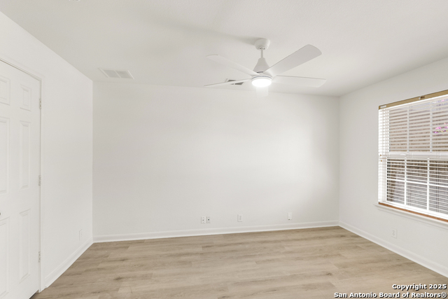 Image 5 of 23 For 407 Cushing