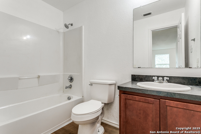 Image 23 of 25 For 4619 Ida Spring