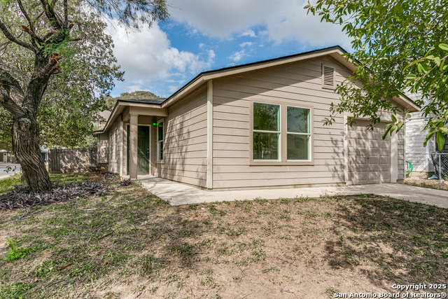 Image 3 of 25 For 4619 Ida Spring